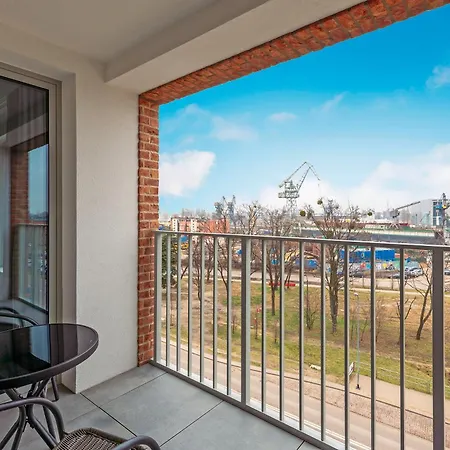 Nordbyhus Zurawie Foodhall & Stocznia 220 Apartamento